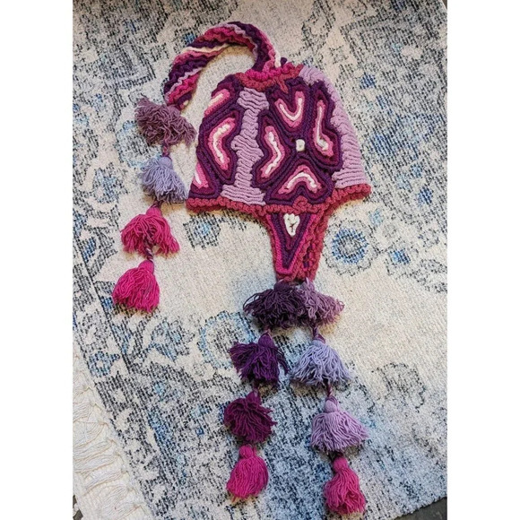 Alpaca Handwoven beanie/Peruvian Andean hat with earflaps multicolor